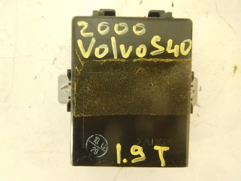 2000 Volvo S40 módulo de controle remoto de entrada 30857626 1.9L 4 cilindros - Imagem 1 de 2