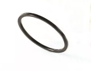 Anello in titanio placcato nero fascia minimalista - Foto 1 di 6
