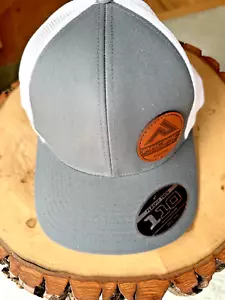 PACIFIC HEADWEAR Flexfit Tech 110 Gray & White Trucker Baseball Hat Cap OSFM New - Picture 1 of 4