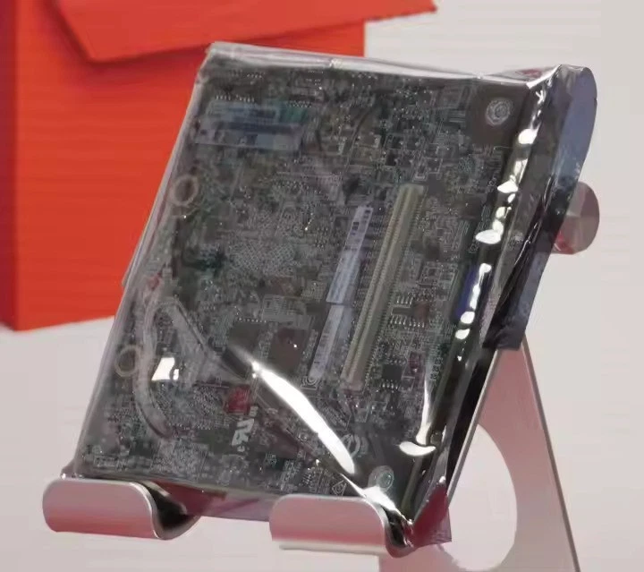 HPE  P47789-B21 MR216i-o Gen11 x16 Lanes OCP SPDM Storage Controller  P47953-001 - Image 1 of 1