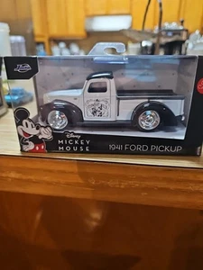 1941 FORD PICKUP "MICKEY MOUSE" WHITE & BLACK 1/32 DIECAST MODEL BY JADA TOYS - Picture 1 of 5