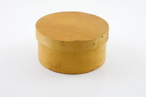 Vtg Frye's Measure Mill Wilton NH Old Time Wooden Ware Round Shaker Pantry Box - Picture 1 of 11