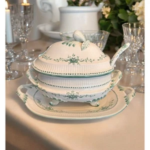 Vintage Martan Portugal terrain with Ladle & Under Plate Tray Hand Painted - Picture 1 of 11