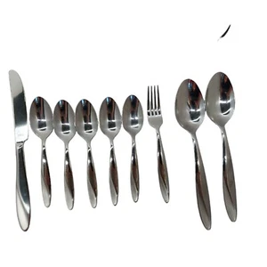 Oneida SIMMER 5 Oval Soup Spoons 1 Knife 1 Fork 2 Serving Spoons Lot Of 9 - Picture 1 of 12