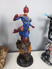 Sideshow Collectibles Captain Marvel Exclusive Premium Format Statue