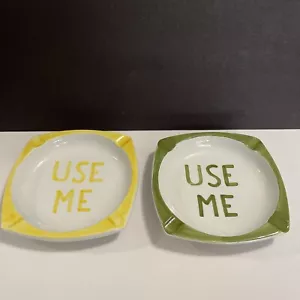 2 Nora Fenton Aschenbecher aus Italien weiß mit grün & gelb "USE ME" selten Unikat - Bild 1 von 7