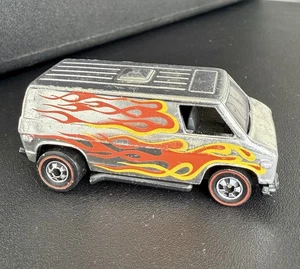 Hot Wheels Redline 1975 Super Van Super Chromes Chrome Finish with Flames - Picture 1 of 8