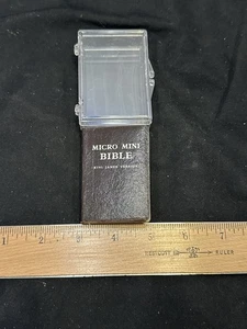 Vintage Micro Mini King James Bible – New Testment & Psalms 2 3/4” - Imagen 1 de 6