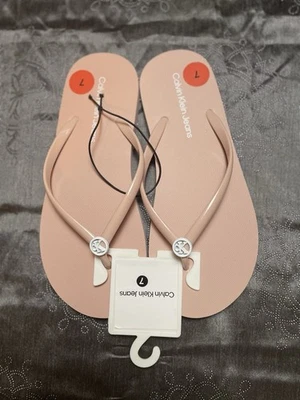 New Calvin Klein Jeans Women’s Size7M  Flip Flops Light Pink Casual Sandals - Image 1 of 4