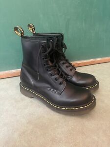 Dr Doc Martens Air Wair Womens Lace Up Boots Black Grunge Combat Sz 7 Worn Once!