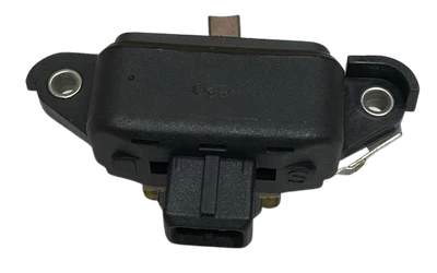 Bosch EL Field Regulator For HSV Senator 185i/215i VS 5.0L/5.7L, VT 195i 5.0L V8 - Image 1 of 2