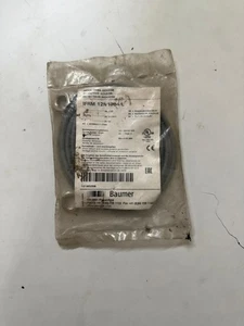 BAUMER IFRM12N1704/L Inductive Proximity Sensor - Picture 1 of 4