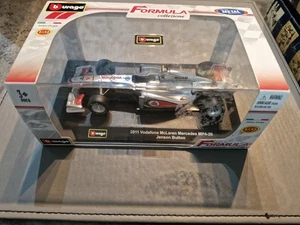 Burago Red Bull 2011 JENSON BUTTON  1:32 - Picture 1 of 3