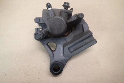 Yamaha YZF R3 2016 pinza de freno trasera Foto 1 de 4