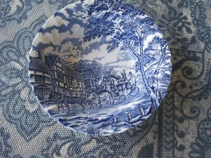 MYOTT ROYAL HALL ENGLAND STAFFORDSHIRE Serving Bowl GUC - Picture 1 of 3