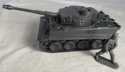 Tanque de tigre alemán clásico Toy Soldiers Segunda Guerra Mundial para soldados de juguete Foto 1 de 4