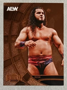 2025 SkyBox Metal Universe AEW Copper FX scheda parallela #70 Rush - Foto 1 di 3