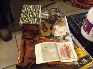 Vintage PFLUEGER SUPREME No.1573 Fishing Reel Original Box Plus Extras - Picture 1 of 8
