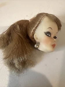 VINTAGE 1960s ? BARBIE DOLL ? Head And Arms Gb3 - Picture 1 of 7