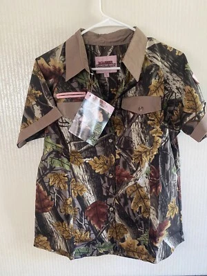 Master Sportswoman Rugged Outdoor Camo Shirt. Size L - Image 1 of 3