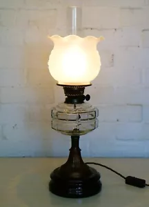 Table Lamp An Antique Oil Lamp British Lamp Converted To Electric Ceramic Brass - Picture 1 of 16
