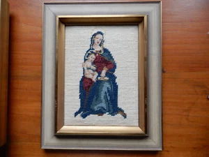 Gobeling mit Holzrahmen, handgeknüpft, Maria mit dem Jesukind - Bild 1 von 1