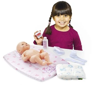 Casdon 712 Baby Huggles Dolls Changing Mat Set Pretend Play Nappy Comb Baby Wipe - Picture 1 of 4