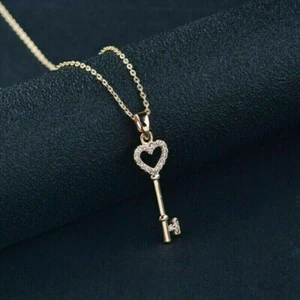 Women's Key Pendant 1Ct Round Cut Lab Created Diamond 14K Yellow Gold Plated - Foto 1 di 5