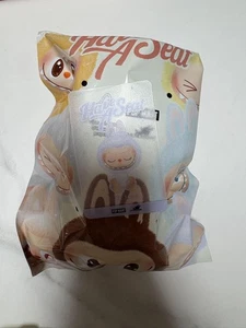Labubu Plush Zizi - Picture 1 of 3
