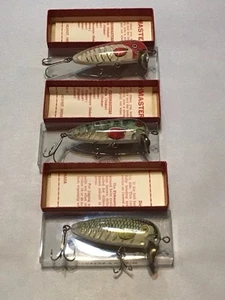 Juego de colores vintage de "The Fish Master" Northern Bait Co nuevo en stock" - Imagen 1 de 5