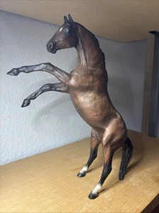 Peter Stone Traditional Rearing Horse Model #9674 Made 1 Year - Picture 1 of 9