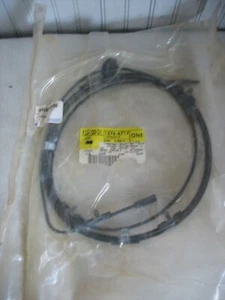New NOS GM 2000-06 Chevrolet Tahoe Suburban Rear Wiper Hose 15766717 - Picture 1 of 2