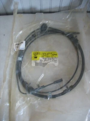 Mangueira limpa traseira suburbana Chevrolet Tahoe nova NOS GM 2000-06 15766717 - Imagem 1 de 2