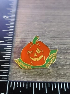 Pin de solapa de colección Evergreen Wanderers Volkssport Club con Halloween Jack-o-lantern D7 - Imagen 1 de 2