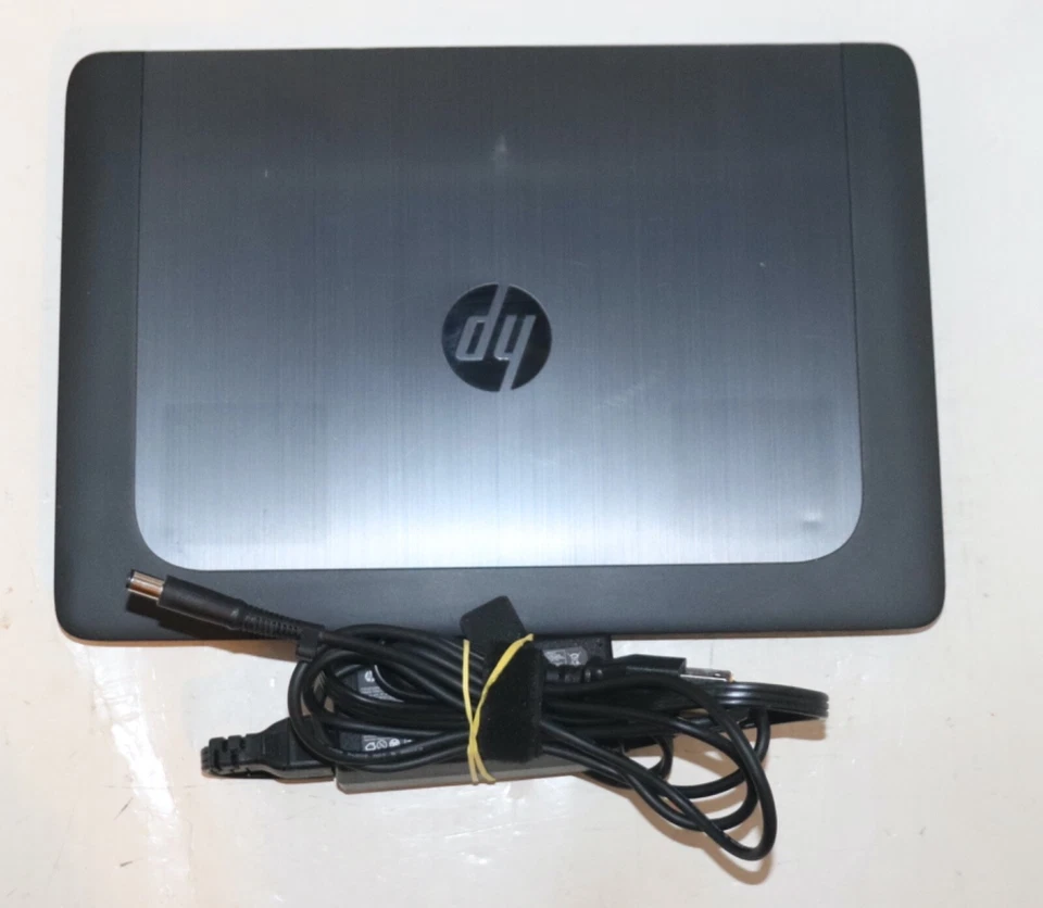 Estación de trabajo HP ZBOOK 14|Intel Core i7@2,10 GHz|12 GB RAM|256SSD|WIN10|Cámara web Foto 1 de 4