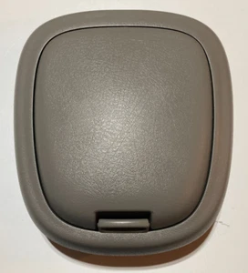 02-09 Chevy Trailblazer GMC Envoy consola de almacenamiento superior gafas de sol gris contenedor - Imagen 1 de 16