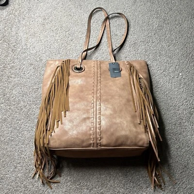 Bolso de Mano Mossimo Coñac 2015 Target Marrón Borla Brillo Nuevo con Etiquetas Foto 1 de 4