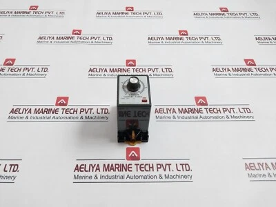 Timer Omron STP-N Submini Con Presa 8PFA 0-60/72 Secondi 250VAC 50/60HZ 7.5A - Image 1 of 4