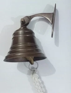 Antique Brass Ship Bell Nautical Hanging Door Bell With Wall Mounted Bracket - Bild 1 von 4