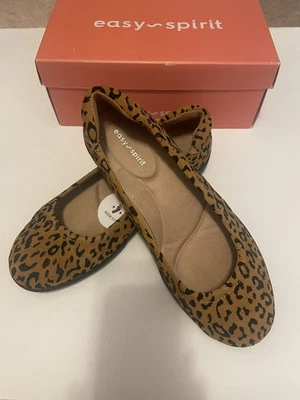 NWB Easy Spirit Gabbie Women’s Leopard Leather Comfort Flat Shoes 8WW - Image 1 of 4