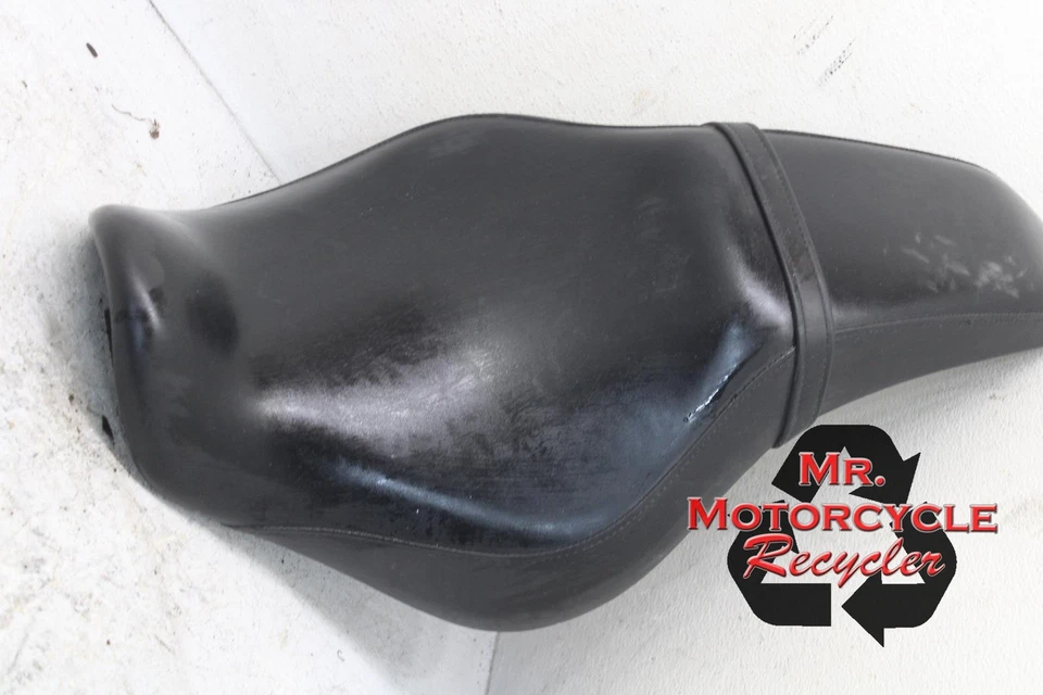 01-09 HONDA SHADOW SPIRIT 750 VT750DC  VT750 OEM SEAT D5 - Image 1 of 4