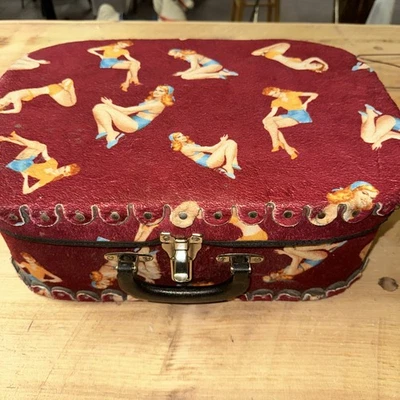 Vintage 40s Small Felt Girly Suit Case Red See Pic - Image 1 of 4