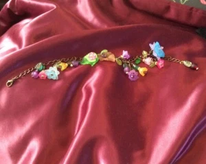 Floral Lucite Armband in Rosegold Herz Geschenkbox - Bild 1 von 4