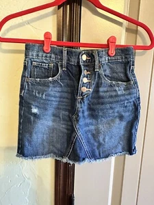 Old Navy Denim Blue Skirt Button Fly Girls M (8) Frayed Distressed Adj Waist - Picture 1 of 6