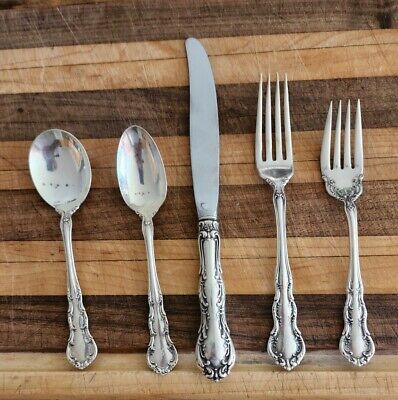 Wallace Old Atlanta Irving Sterling Silver 5 Piece Place Setting  • 140$