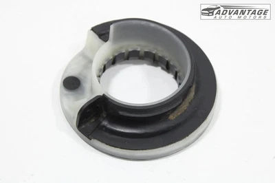 Nissan Rogue 2021-25 tracción delantera trasera izquierda o derecha muelle helicoidal aislante inferior OEM Foto 1 de 4