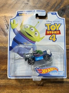 Coches de personajes alienígenas Hot Wheels Toy Story 4 1:64 diecast Disney Pixar sin usar, en caja difícil de encontrar - Imagen 1 de 2