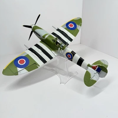 UNIMAX Forces Of Valor Spitfire Mark IX No. 134 Wing Normandy 1:32 Scale - Image 1 of 4