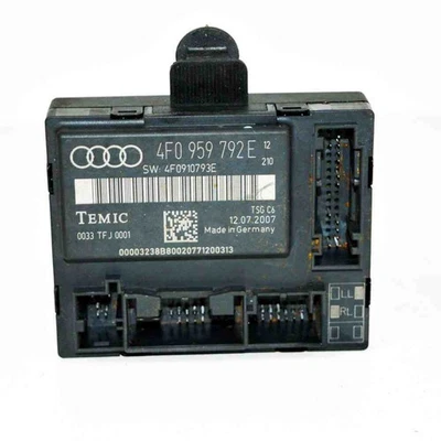 Centralina porta anteriore destra AUDI A6 Avant 4F5, C6 4F0959792E 2.0 Diesel 2719654 - Immagine 1 di 4