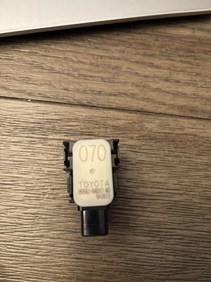 89341-64010-A0 070 TOYOTA GENUINO Lexus NX300H IS250 SENSOR ULTRASÓNICO DENSO OEM Foto 1 de 2